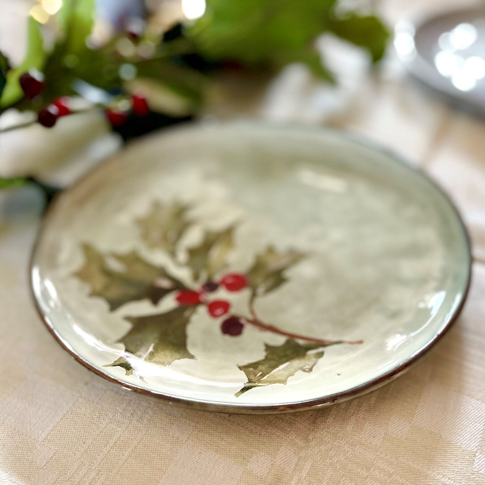 Assiett järnek julporslin julbord juldukning julservis jul